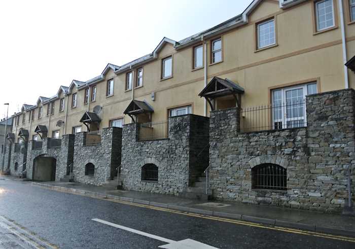 6 Townhouses at Fernleigh, Church Road, Milford, Co. Donegal 1/18