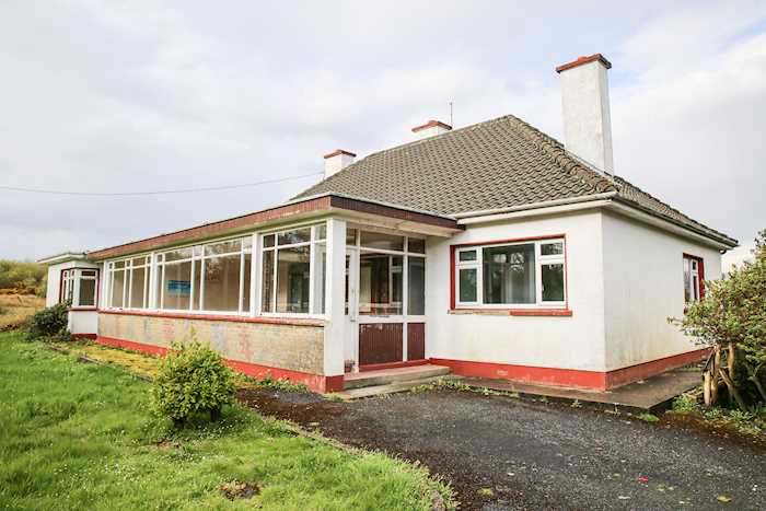 Mackens House (Folio GY48936), Turlough, Rosmuck, Co. Galway, H91 NP8C 1/4