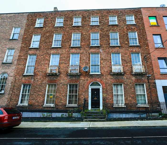 Lissadell House, 8 Catherine Place, Limerick , Co Limerick 1/4