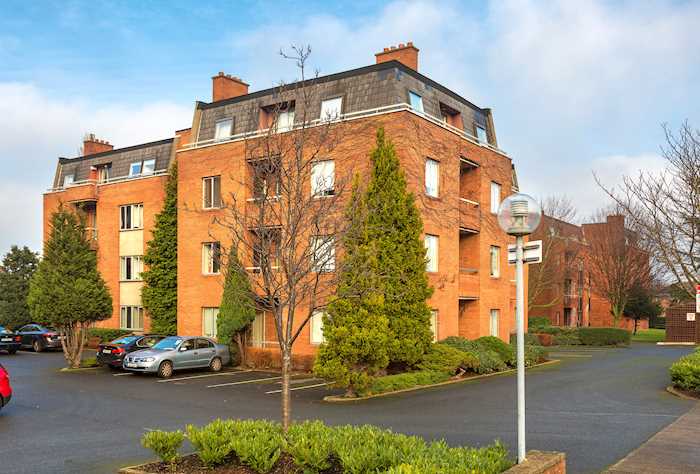 Apartment 201 Cowper Downs, Rathmines, Dublin 6, D06 K2Y8 1/7