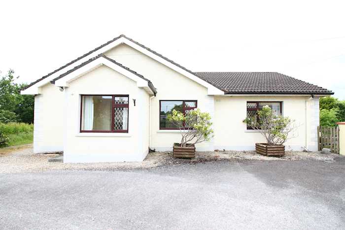 The Moorings, Rooskey, Carrick-on-Shannon, Co. Leitrim, N41 NA71 1/15