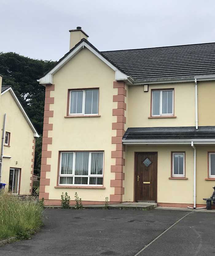 11 The Waterfront, Killybegs, Co. Donegal, F94 N510 1/3