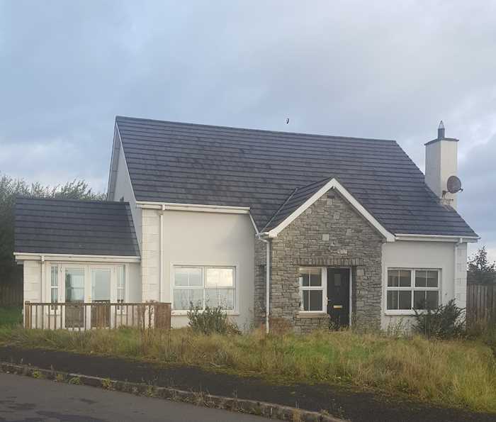 3 Cullinean Manor, Redcastle, Co. Donegal 1/2